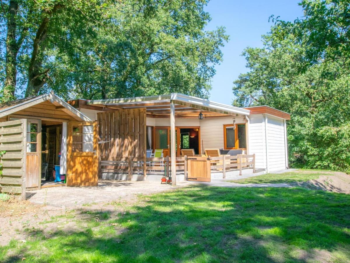 Witte Bungalow Uden Zewnętrze zdjęcie