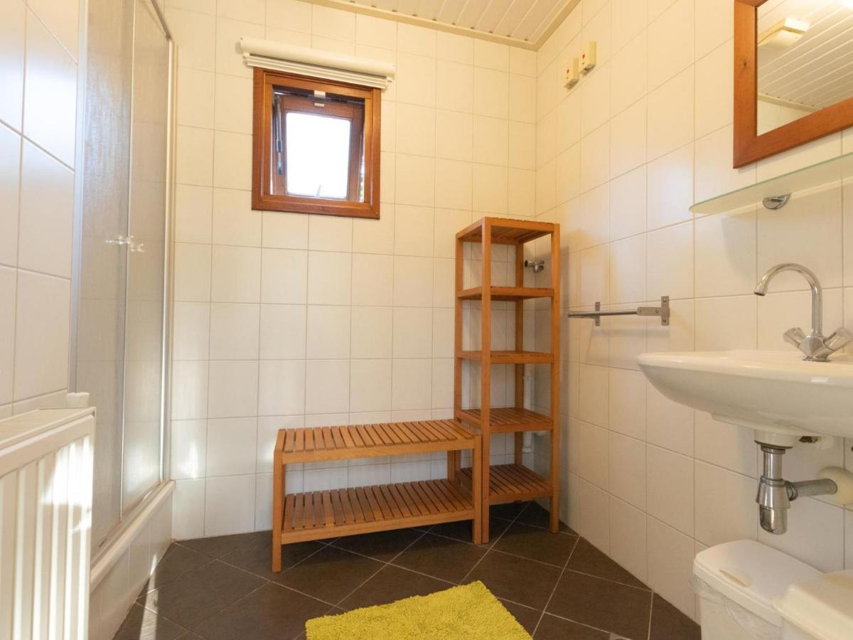 Witte Bungalow Uden Zewnętrze zdjęcie